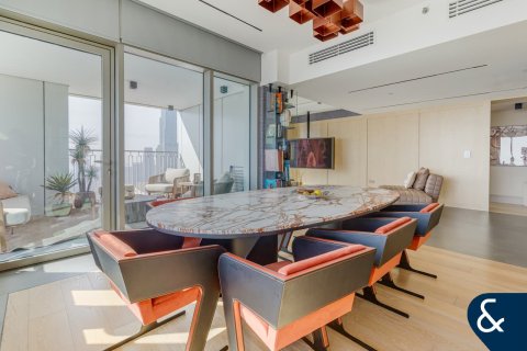 Снять в аренду квартиру в Даунтаун Дубай (Даунтаун Бурдж Дубай), Дубай: 4 спальни, 242м², № 79058 - фото 4