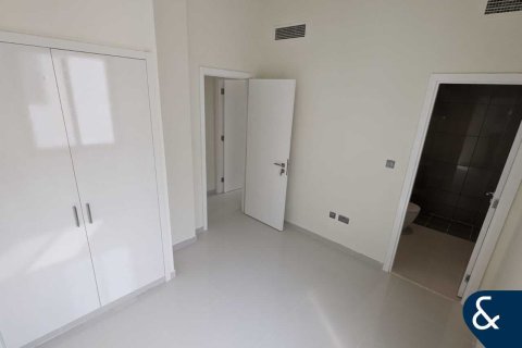 Adosado en DAMAC Hills (Akoya by DAMAC), Dubai, 3 dormitorios, 175 m², № 79056 - foto 9