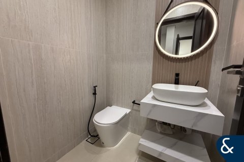 Снять в аренду виллу в Dubai Land, Дубай: 2 спальни, 173м², № 79054 - фото 14