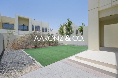 فيلا في دبي 3 غرف نوم, 283 م² رقم 85167 - صورة 17