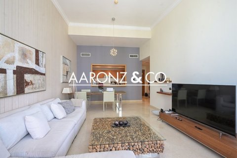 Apartment in Dorra Bay, Dubai Marina, Dubai 2 bedrooms, 134 sq.m. № 85172 - photo 2