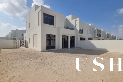 Townhouse in Town Square, Dubai 4 bedrooms, 426 sq.m. № 39036 - photo 1