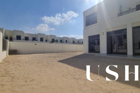 Townhouse in Town Square, Dubai 4 bedrooms, 426 sq.m. № 39036 - photo 24