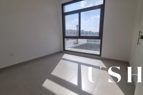 Townhouse in Town Square, Dubai 4 bedrooms, 426 sq.m. № 39036 - photo 18