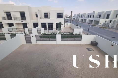 Townhouse in Town Square, Dubai 4 bedrooms, 426 sq.m. № 39036 - photo 23