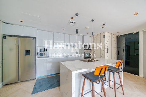 Apartment in The Address Dubai Marina, Dubai Marina, Dubai 1 bedroom, 78.22432600 sq.m. № 105521 - photo 9