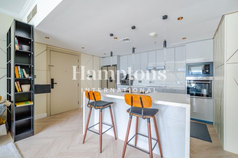 Apartment in The Address Dubai Marina, Dubai Marina, Dubai 1 bedroom, 78.2243 sq.m. № 105521