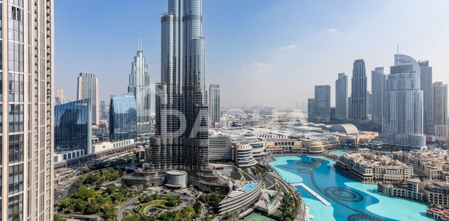 Квартира в Opera District, Даунтаун Дубай (Даунтаун Бурдж Дубай), Дубай, 3 спальни, 173м², № 105446