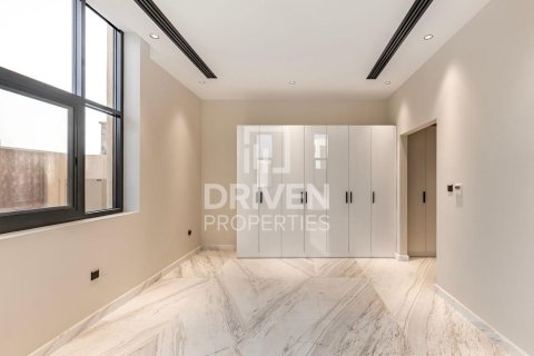 Villa in Nad Al Sheba 1, Nadd Al Sheba, Dubai 5 bedrooms, 471 sq.m. № 19414 - photo 17