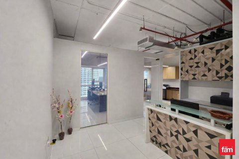 Bureau à Dubai, 69.8 m², № 99431 - photo 4