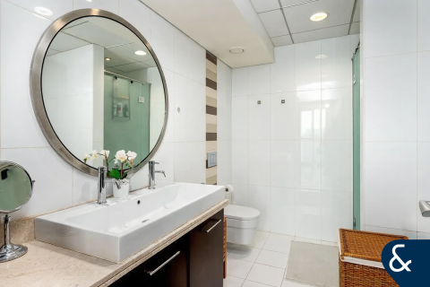 Купить квартиру в Даунтаун Дубай (Даунтаун Бурдж Дубай), Дубай: 1 спальня, 103м², № 98244 - фото 8