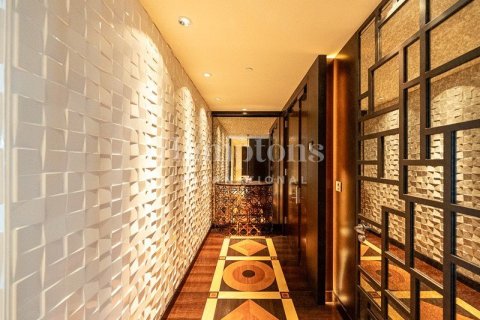 Appartement à Burj Khalifa, Dubai, 2 chambres, 177.35182700 m², № 111225 - photo 6
