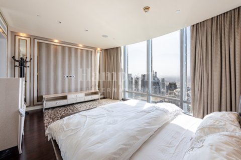 Appartement à Burj Khalifa, Dubai, 2 chambres, 177.35182700 m², № 111225 - photo 11
