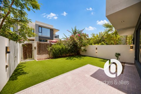 Villa en Dubai Hills Estate, Dubai, 3 dormitorios, 209 m², № 111226 - foto 23