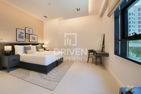 Apartment in Palm Jumeirah, Dubai 2 bedrooms, 153 sq.m. № 20800 - photo 5