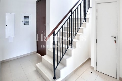 Adosado en Naseem Townhouses, Town Square, Dubai, 4 dormitorios, 503.40976998 m², № 98151 - foto 9