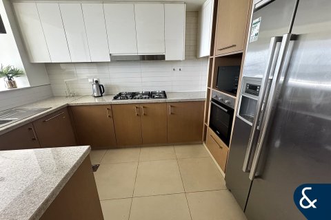 Appartement à BURJ VISTA à Downtown Dubai (Downtown Burj Dubai), Dubai, 3 chambres, 169 m², № 91650 - photo 14