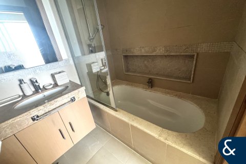 Appartement à BURJ VISTA à Downtown Dubai (Downtown Burj Dubai), Dubai, 3 chambres, 169 m², № 91650 - photo 15