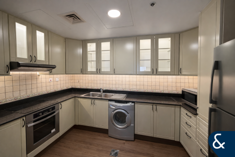 Квартира в Дубай Марине, Дубай, 1 спальня, 80м², № 91653