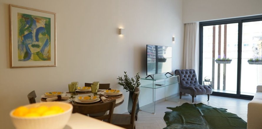 Apartment in Dubai 2 bedrooms, 92.4 sq.m. № 91713