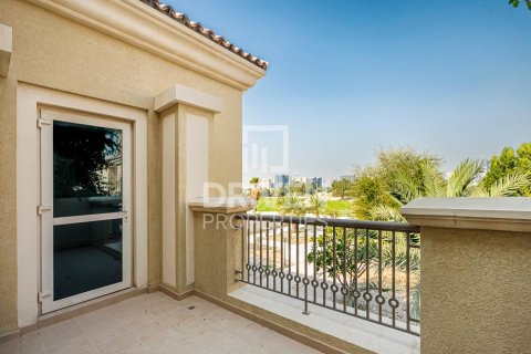 Villa in Victory Heights, Dubai Sports City, Dubai 5 bedrooms, 541.9 sq.m. № 136565 - photo 24