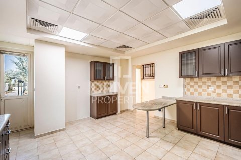 Villa in Victory Heights, Dubai Sports City, Dubai 5 bedrooms, 541.9 sq.m. № 136565 - photo 19