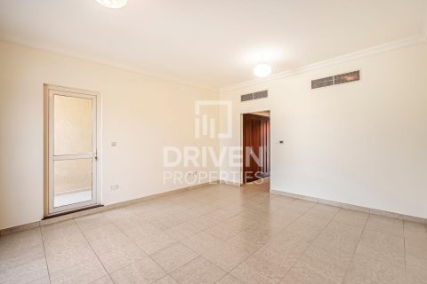 Villa in Victory Heights, Dubai Sports City, Dubai 5 bedrooms, 541.9 sq.m. № 136565 - photo 14