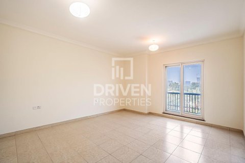 Villa in Victory Heights, Dubai Sports City, Dubai 5 bedrooms, 541.9 sq.m. № 136565 - photo 13