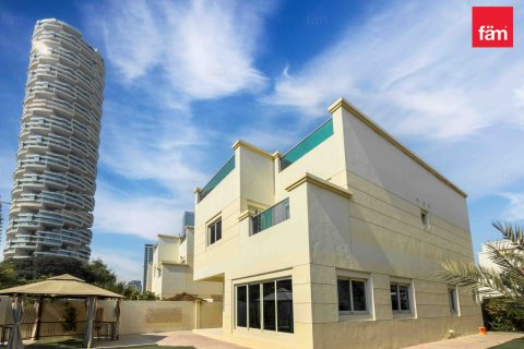 Villa in Dubai 4 bedrooms, 501.5 sq.m. № 67484 - photo 7