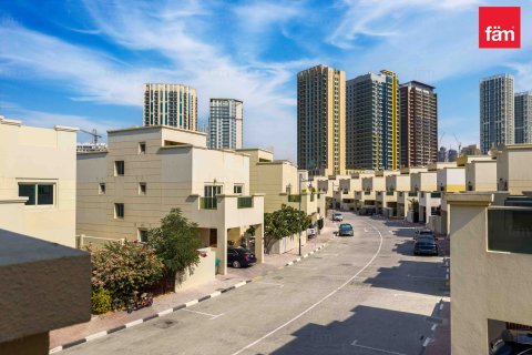 Villa in Dubai 4 bedrooms, 501.5 sq.m. № 67484 - photo 13