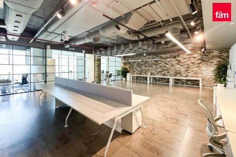 Снять в аренду офис в Дубай Марине, Дубай: 367м², № 67481 - фото 2