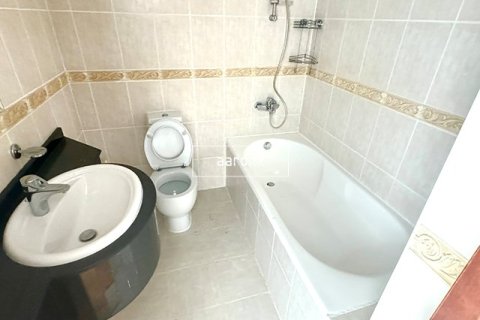 Снять в аренду квартиру в Дубай Марине, Дубай: 2 спальни, 123.6м², № 42686 - фото 10