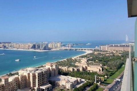 Снять в аренду квартиру в Дубай Марине, Дубай: 3 спальни, 173.6м², № 42672 - фото 1