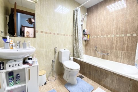Apartamento en Jumeirah Lake Towers, Dubai, 2 dormitorios, 89.4 m², № 42687 - foto 12