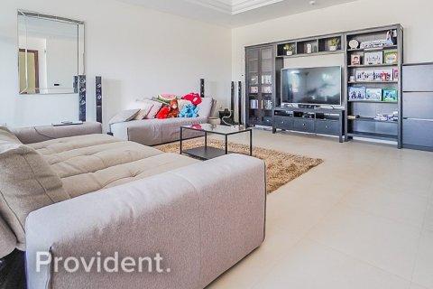 Купить таунхаус в Dubai Sports City, Дубай: 4 спальни, 247м², № 2153 - фото 6