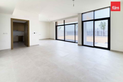 Villa in Al Furjan, Dubai 4 bedrooms, 360 sq.m. № 47046 - photo 1