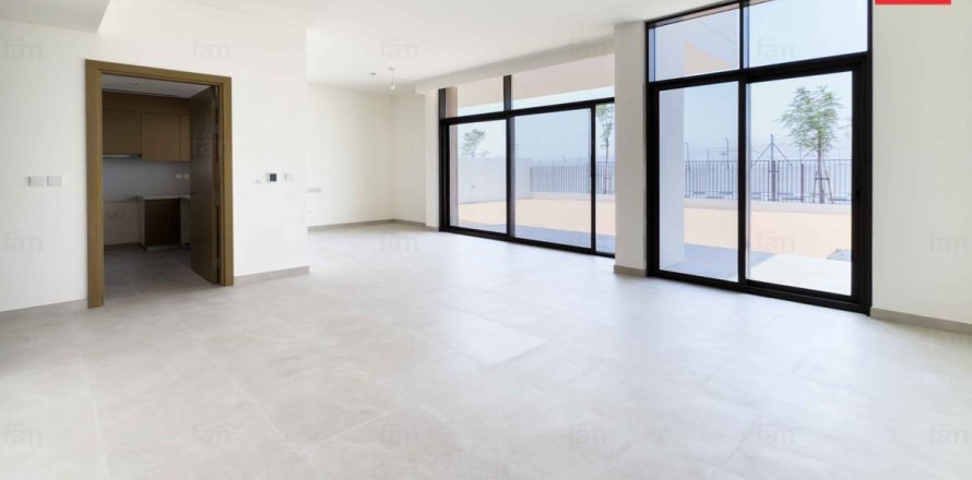 Villa in Al Furjan, Dubai 4 bedrooms, 360 sq.m. № 47046