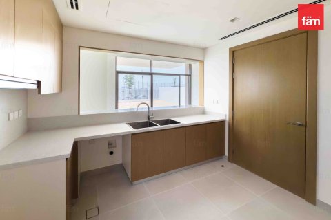 Villa in Al Furjan, Dubai 4 bedrooms, 360 sq.m. № 47046 - photo 18