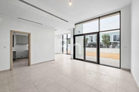Townhouse in Al Furjan, Dubai 4 bedrooms, 336 sq.m. № 23975 - photo 1
