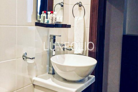 Купить квартиру в Executive Towers, Бизнес-Бэй, Дубай: 3 спальни, 172м², № 45919 - фото 20