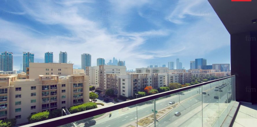 Квартира в Дубае, 3 спальни, 110.6м², № 112905