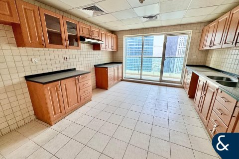 Купить квартиру в Джумейра Лейк Тауэрс, Дубай: 2 спальни, 157м², № 75502 - фото 5