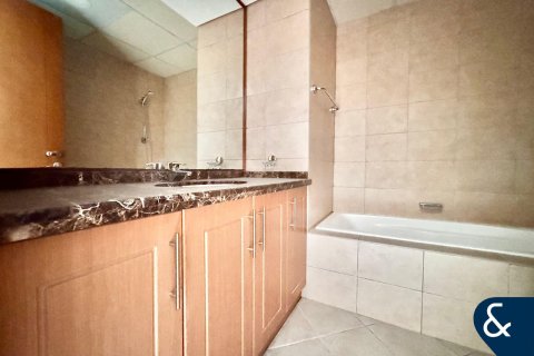 Купить квартиру в Джумейра Лейк Тауэрс, Дубай: 2 спальни, 157м², № 75502 - фото 15