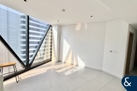 Apartment in Marquise Square Tower, Business Bay, Dubai 1 bedroom, 68 sq.m. № 75488 - photo 3