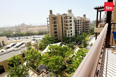 Apartment in Dubai 2 bedrooms, 125.2 sq.m. № 9575 - photo 13