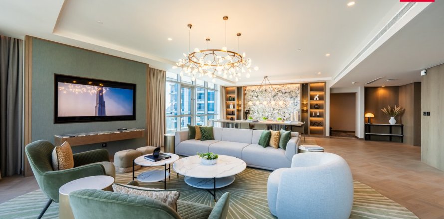 Квартира в Дубай Марине, Дубай, 4 спальни, 369.9м², № 9966