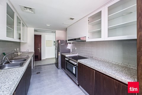 Купить таунхаус в Дубае: 3 спальни, 187.2м², № 55595 - фото 8