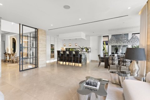 Villa à Dubai, 5 chambres, 742 m², № 97161 - photo 4