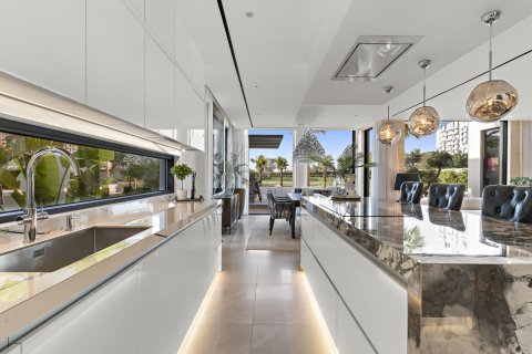 Villa à Dubai, 5 chambres, 742 m², № 97161 - photo 11