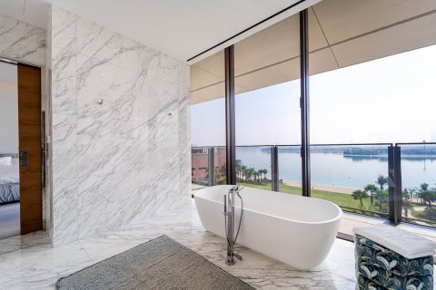 Купить квартиру в Пальме Джумейре, Дубай: 2 спальни, 267м², № 97151 - фото 16